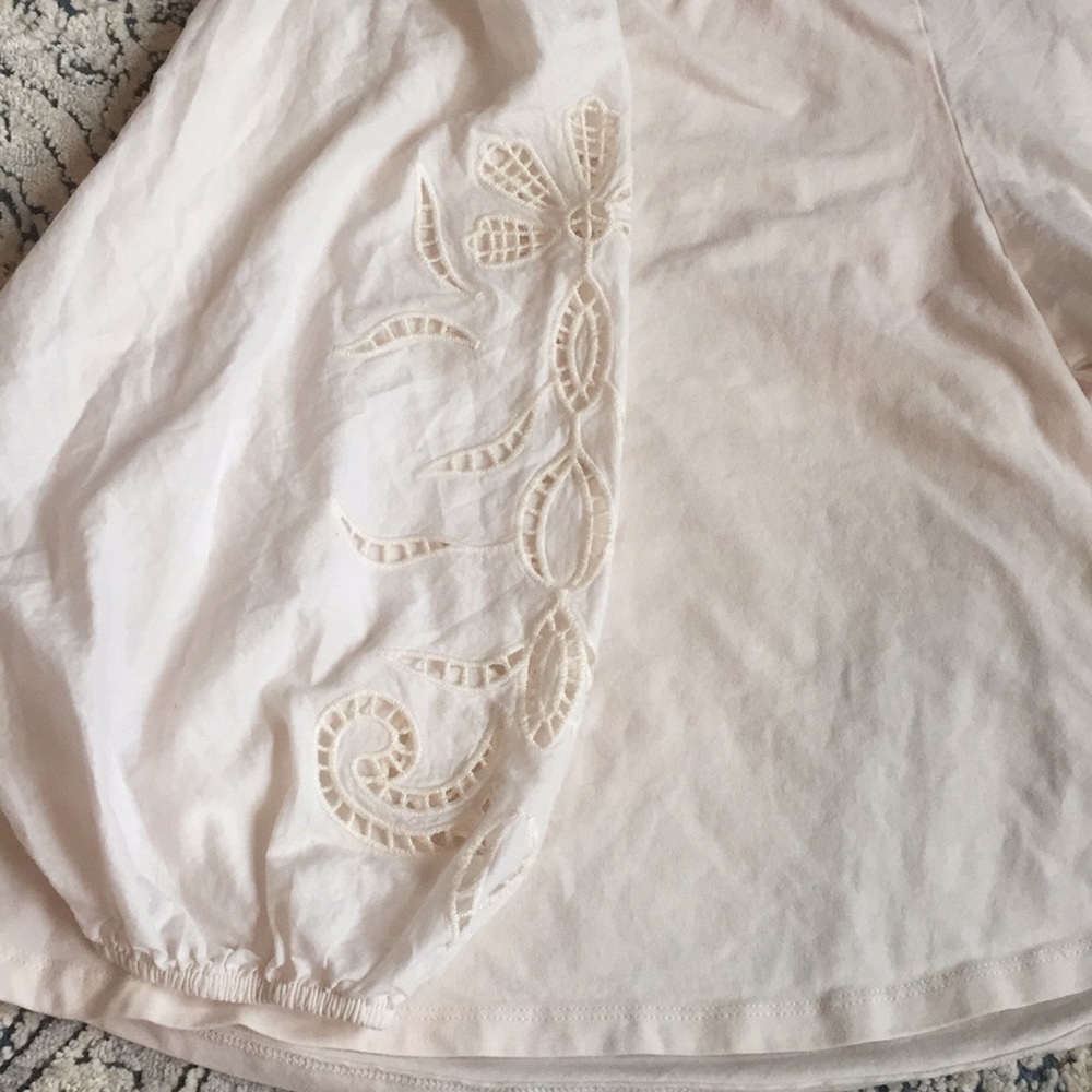 LC Puff Sleeve Blouse - Picture 3 of 6